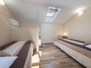 Apartments Nmn - Studio Apartment with Balcony 3 - Drvenik - 7