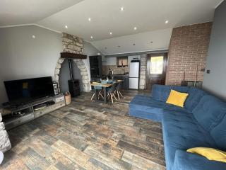 Splendid Holiday Home with Panoramic Sea Views Moscenicka Draga - Two Bedroom Holiday Home - Mošćenička Draga - 7
