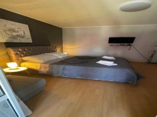 Elegant Trogir Apartment with Garden Terrace - Two Bedroom Apartment - Trogir - 6