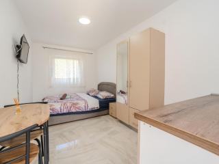 Guest Gouse Stipanovi Dvori - One Bedroom Apartment 4 - Benkovac - 3