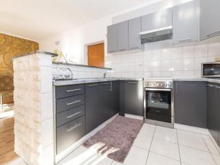 Mediterranean Stylish Villa with Pool in Kastel Stari - Six Bedroom Villa with Pool - Kaštela - 2