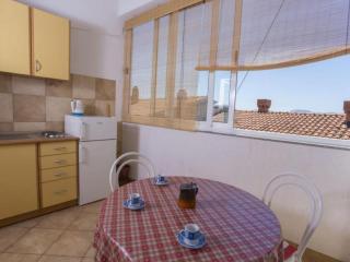 Triple Room with Private Balcony - Brist - 9