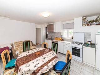 Three Bedroom Holiday Home with Pool - Prgomet - 0