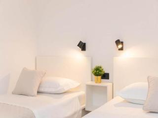 Villa ADRIANA - Two bedroom Villa with swimming pool - Nerežišća - 3