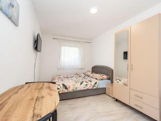 Guest Gouse Stipanovi Dvori - One Bedroom Apartment 1 - Benkovac - 1