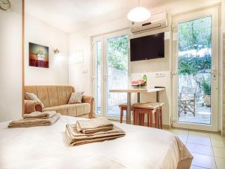 Apartments Gracin - Studio Apartment with Terrace A4 - Povlja - 5