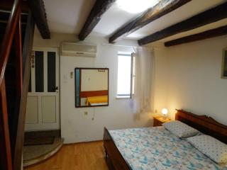 Charming Multi-Level House with Sea View in Ka tel Stari - Two Bedroom Holiday Home - Kaštela - 4