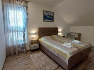 Villa Tamaris - Two Bedroom Holiday Home with Terrace and Swimming pool - Drvenik Mali - 5