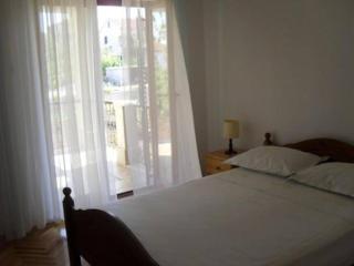 Apartments White House - Two Bedroom Apartment with Terrace 1 - Supetar - 1