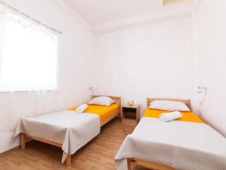 Holiday Home Miriam - Four Bedroom Holiday Home with Terrace - Vinišće - 3