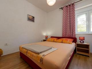 Three Bedroom Holiday Home - 3