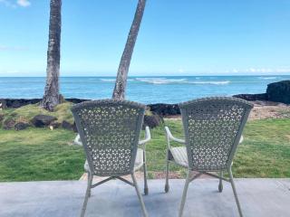 Oceanfront Stay w/ AC, BBQ, Washer/Dryer & Kitchen - 5