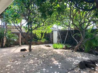 Oceanfront Stay w/ AC, BBQ, Washer/Dryer & Kitchen - 2