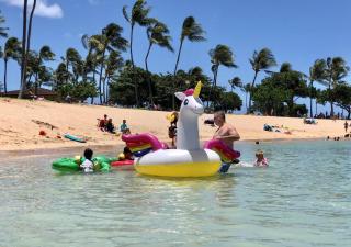 Oceanfront Stay w/ AC, BBQ, Washer/Dryer & Kitchen - Ewa Beach - 9