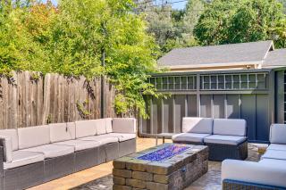 Walk to Park and Aquatic Center Airy Redding Home! - Redding - 9