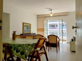 Apartamento na praia da Pitangueiras - Guarujá - 9
