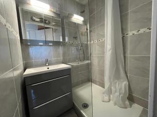 Appartement 2 pièces près de la plage avec mezzanine et parking - FR-1-338-621 - Sète - 5