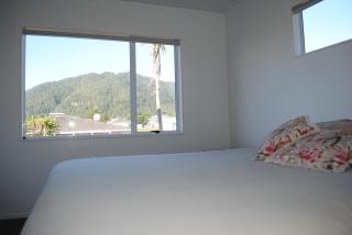 A Stones Throw From The Beach - Pauanui - 4
