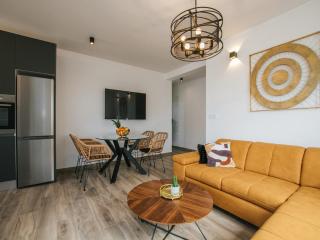 Spacious Luxury Trogir Apartments - Comfort Two Bedroom Apartment - Trogir - 0