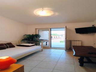 Kastel Stafilic Comfortable Apartments - Three Bedroom Apartment with Terrace - 0