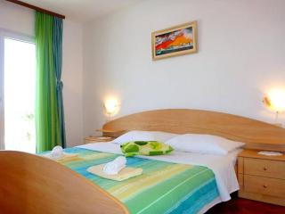 Beachfront Mastrinka Apartments with Sea View - Three Bedroom Apartment with Terrace and Sea View - Trogir - 7