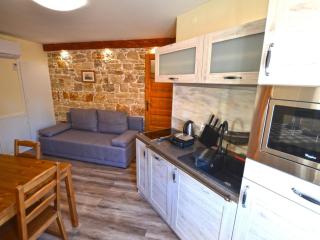 Urban and Upscale Homes Rovinj Old Town - Classic One Bedroom Apartment - Rovinj - 5