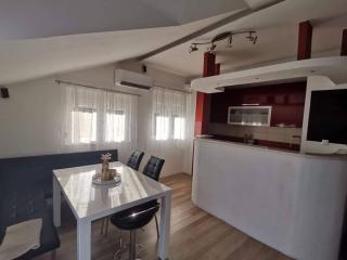 Two Bedroom Apartment with Terrace and Sea View - 7