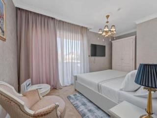 Villa Carolus in Vodice - Five Bedroom Villa with Terrace and Swimming pool - Vodice - 2