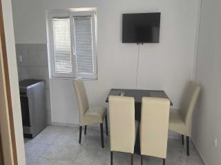 Apartments Mateo - One Bedroom Apartment - White - Vodice - 9