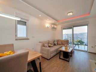Exclusive Okrug Gornji Apartment with Shared Pool - Two bedroom Apartment with Shared Pool - Trogir - 7