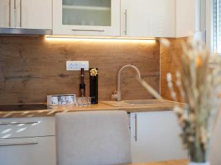 Exclusive Okrug Gornji Apartment with Shared Pool - Two bedroom Apartment with Shared Pool - Trogir - 3