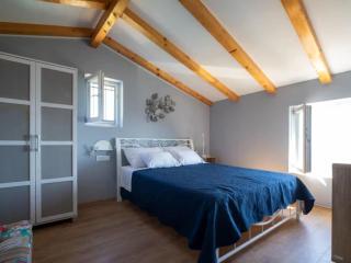 Stone House Bay View Ka tela - Two Bedroom House with Pool - Kaštela - 6