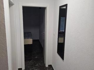Spacious Villa With Outdoor Swimming Pool in Trogir - Three Bedroom Apartment - Trogir - 2