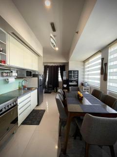 Calyx Residences High End 1 Bedroom Unit - 1