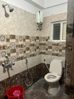 KSR INN Luxury Suites & Service Appartments - Hyderabad - 3