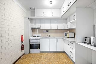 Smart Stay with Convenience - Private Single Room in Liverpool - Shared Bathroom - Liverpool - 4