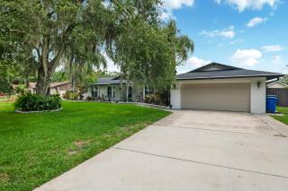 Tampa Lakefront and Pool House Game Room - Tampa - 8