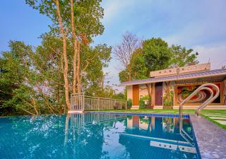 Nature Shade Pool Villa in Munnar by VOYE HOMES - Munnar - 1