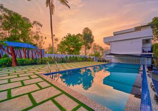 Nature Shade Pool Villa in Munnar by VOYE HOMES - Munnar - 0