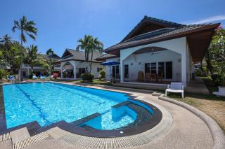 V201 1BR Pool Access Walk to Yanui Beach - 1