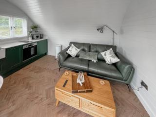 Charlies Cabin - Uk49906 - - 7