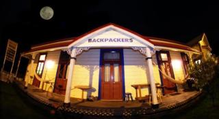 Stables Lodge Backpackers - Napier - 3