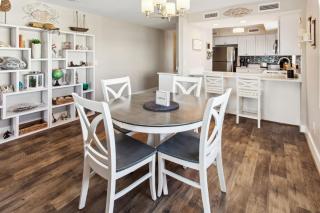 YC301 Yachtsman Oceanfront Community Pool - Nags Head - 4