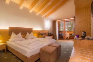 Hotel Rezia - La Villa - 2