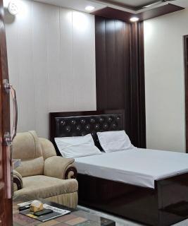Hotel Siddhi Palace, Ayodhya Near Ram Mandir - Ayodhya - 4