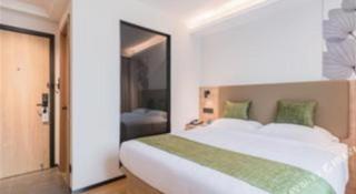 GreenTree Inn Beijing South Railway Station Tiantan Puhuangyu - 9