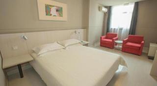 Jinjiang Inn Luoyang Wangcheng Park Metro Station - 3