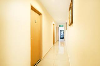 Super OYO 635 Seven Days Hotel - 3