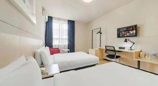 Jinjiang Inn Zhenjiang Jiangsu University Suning Plaza - Zhenjiang - 1