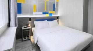 7 Days Inn Shenyang Gugong Middle Street Pedestrian Street - Shenyang - 7